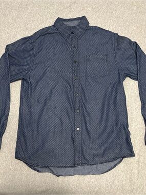 Men's Navy Long-Sleeve Patterned Button-Down Shirt small
